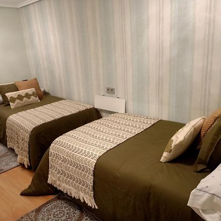 Apartamento Turístico Santiago Logrono Luaran gambar