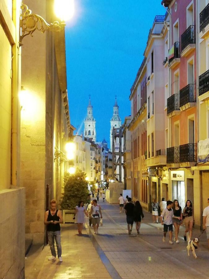 Apartamento Turístico Santiago Logrono Luaran gambar